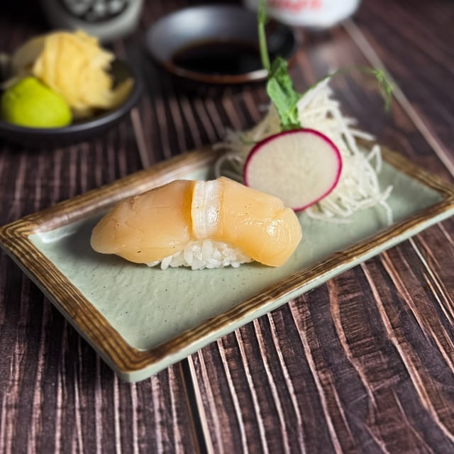 Hokkaido Scallop Sushi.