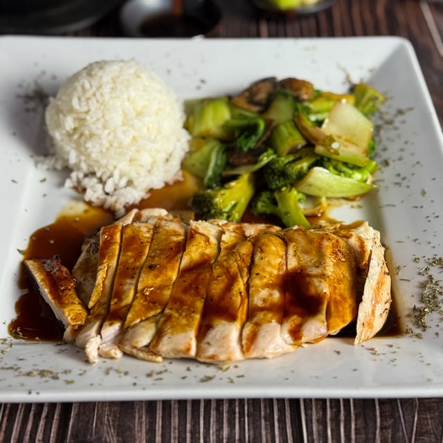 Chicken Teriyaki Entree.
