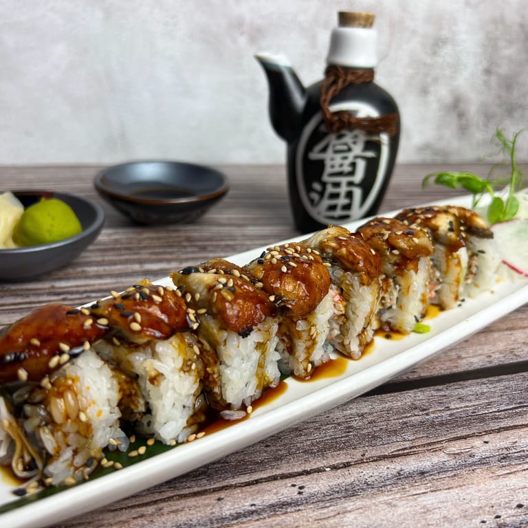Delicious Dragon Roll Experience