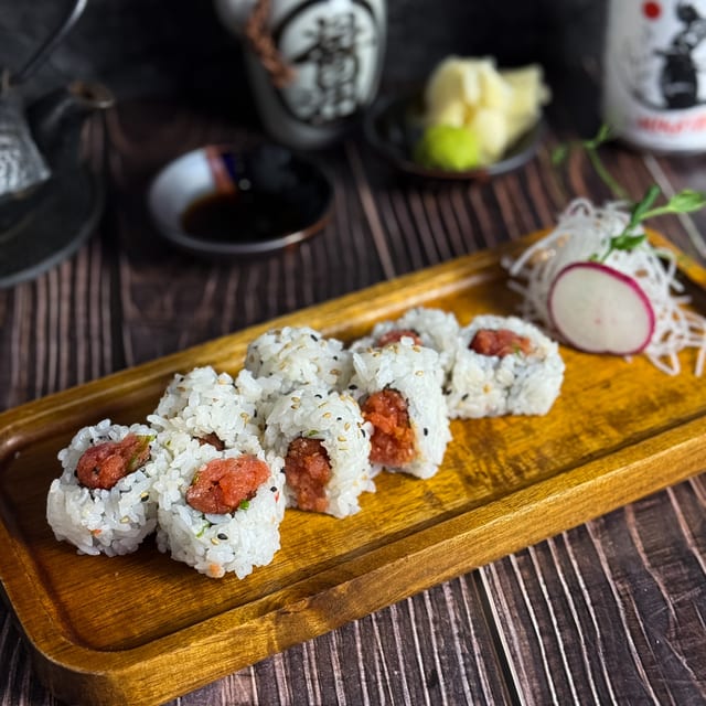 Spicy Tuna Roll.