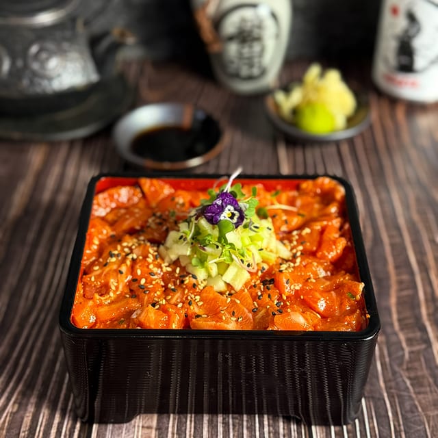 Spicy Salmon Don.