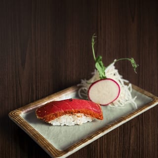 Pepper Tuna Sushi