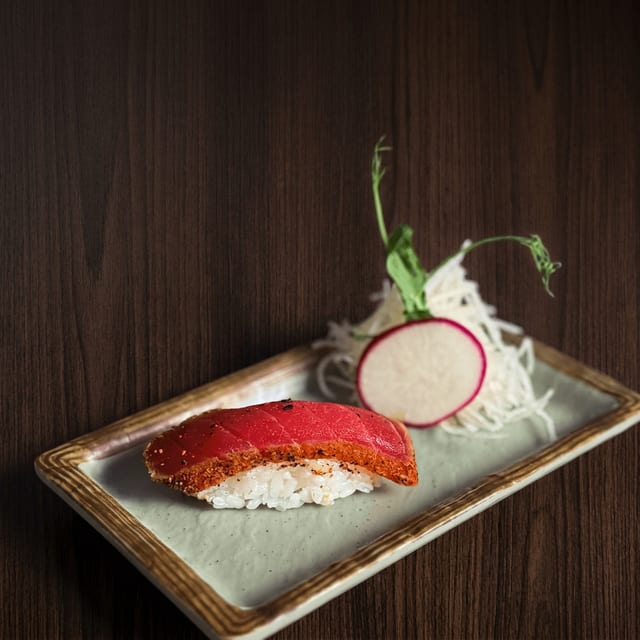 Pepper Tuna Sushi.