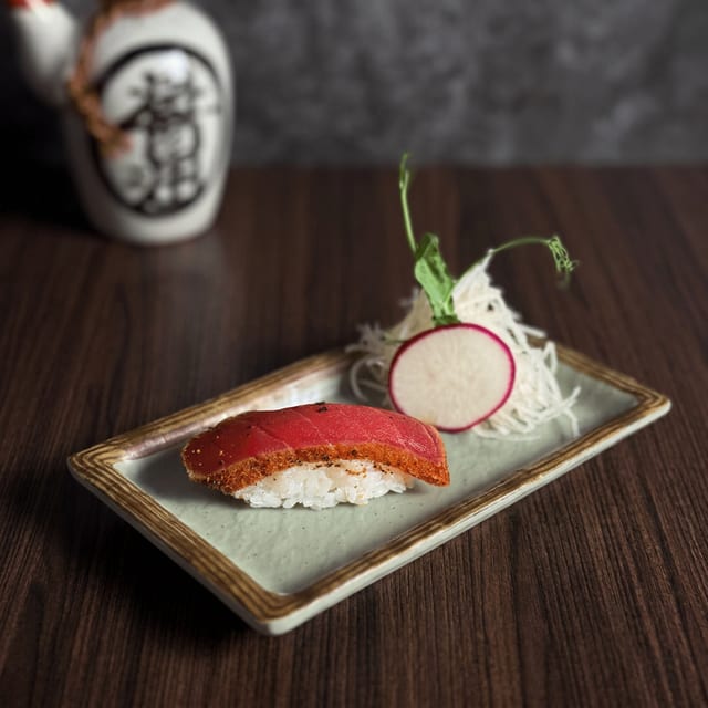Pepper Tuna Sushi.
