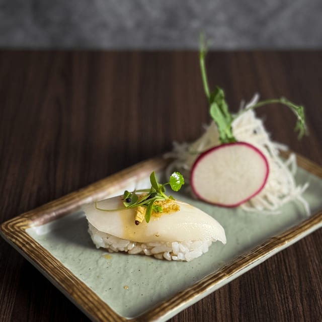 Shiro Maguro.