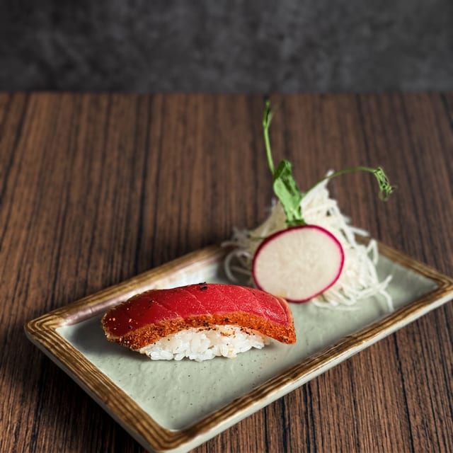Pepper Tuna Sushi.