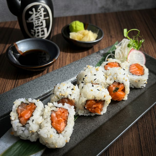 Spicy Salmon Roll.